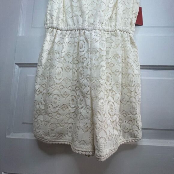 Massimo NWT’s Cream Lace Floral Romper w/ Adjustable Straps - Picture 8 of 10